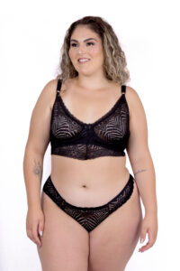 Lingerie plus size com caimento perfeito, feita para valorizar suas curvas e te fazer sentir incrível