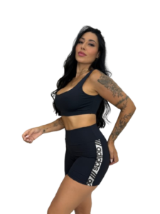 Conforto, estilo e liberdade em cada movimento. A moda fitness que te acompanha dentro e fora da academia.